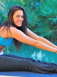 Harper nude yoga topless jog pictures at kilopills.com