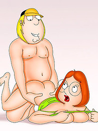 Lois Griffin has huge tits pictures