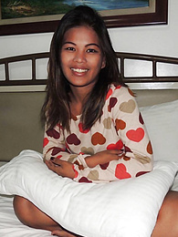 Dark-skinned 22 yr old Filipina meets old flame in Angeles City
